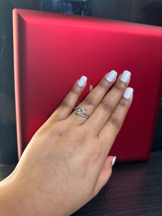 New 14K White Gold Women's Diamond Ring. H.J™️