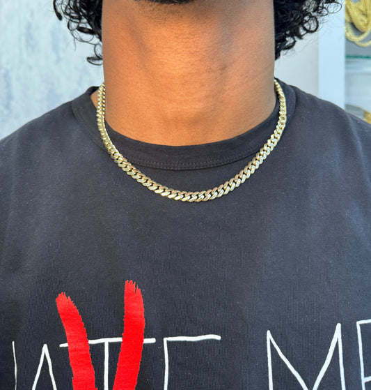 New 14K Miami Cuban Choker (20"). H.J™️